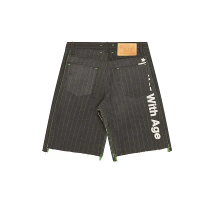 BETTER WITH AGE EASTMAN TRIPLE-WIDE WOOL SHORTS